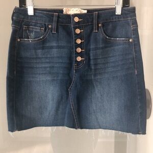 Altar’d State Denim Buttonfly mini skirt M NWT Raw Hem Stretch summer